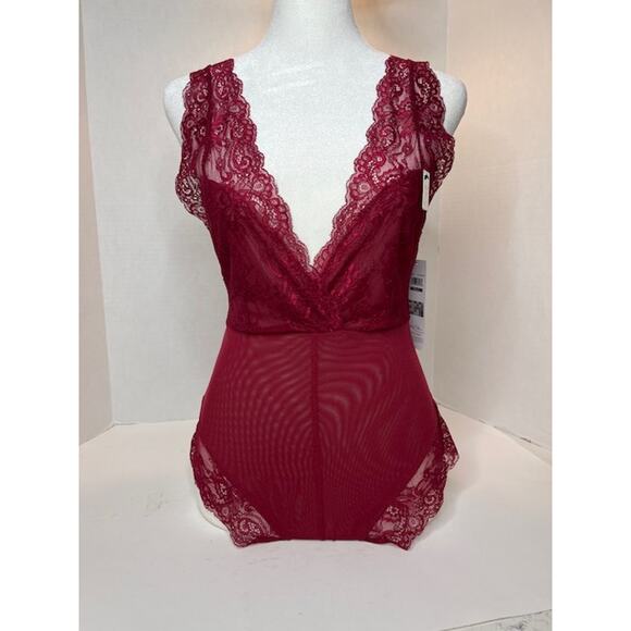 Marilyn Monroe New Show Me Off Negligee Stretchy Bodysuit Maroon Size Small - Picture 13 of 16